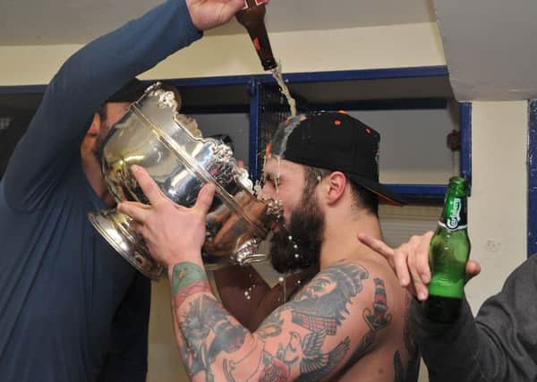 Sheffield Steelers win the  league at Fife - and Mathieu Roy celebrates