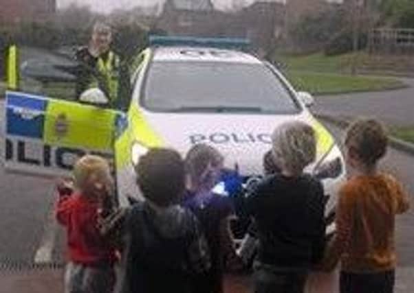 PCSO Suzanne Fox of the Barlborough Safer Neighbourhood Policing Team spent time with the pre-school children at Treetops Nursery