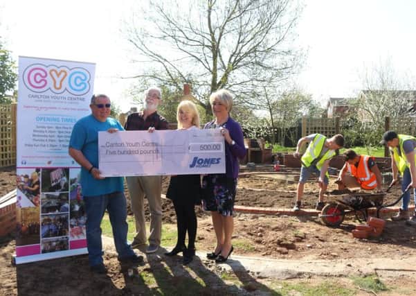 Construction students at North Notts College have been given Â£500 towards their Carlton Youth Club project by Jones Homes